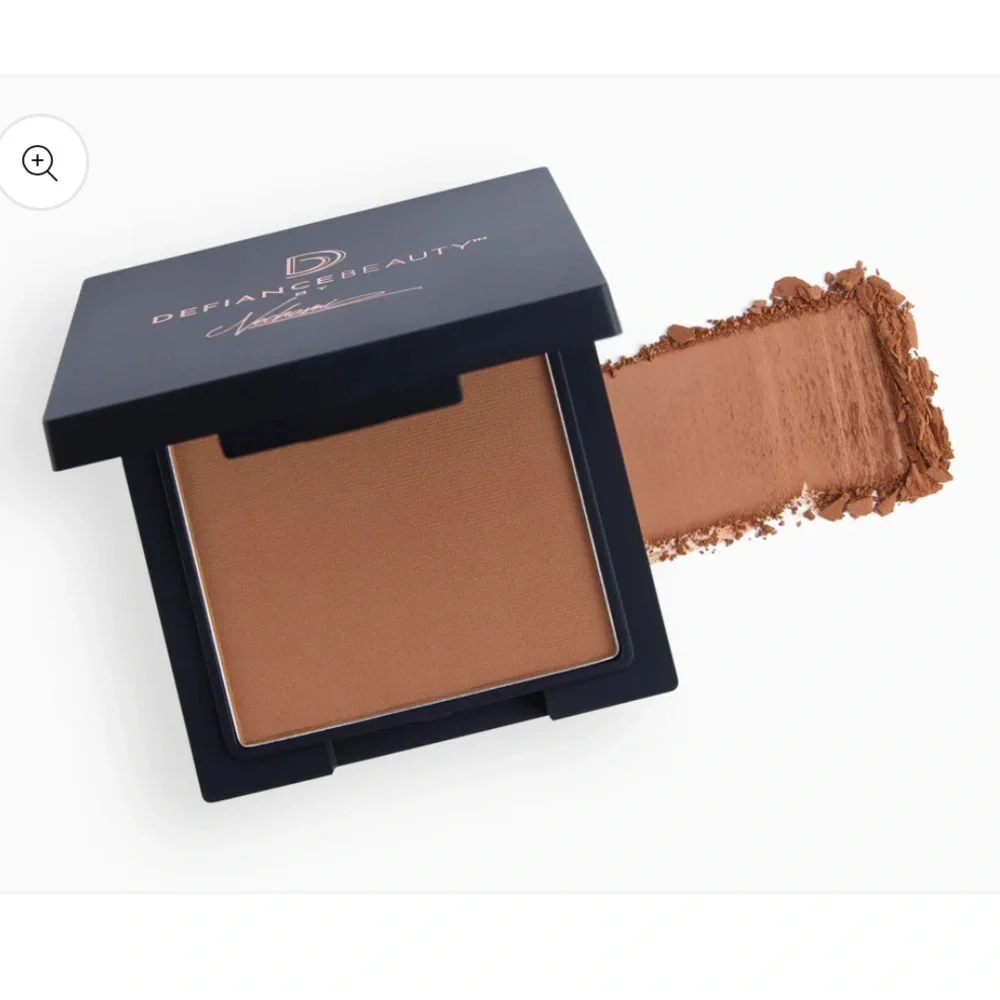 Defiance Beauty Satin Sovereign Bronzer